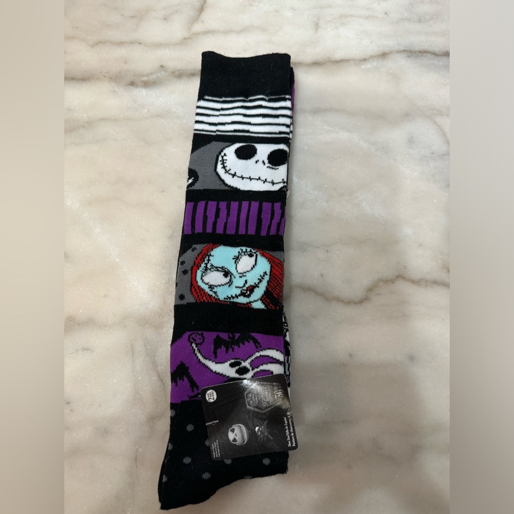DISNEY THE NIGHTMARE BEFORE CHRISTMAS JACK SKELLINGTON SALLY LONG SOCKS.ONE